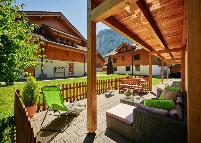 Apartment Breithorn - Charming Home - Free Parking & Wifi